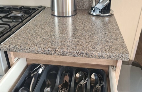 Millom Cabin | 3 Bed Lodge - Sleeps 6 - Parking - Pets - Wifi