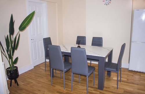 Pollards Hill House | 3 bed - Spacious Garden