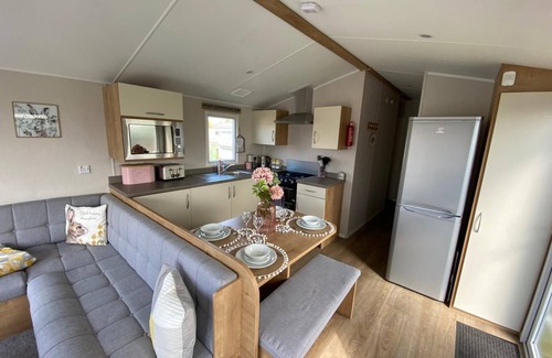 Heysham Cabin | 3 Bed Static Caravan in Morecambe