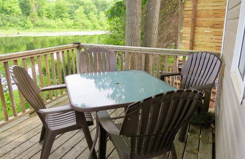 Port Severn Cottage | 3 BEDRM WATERFRONT COTTAGE, CANOE, KAYAKS, WIFI