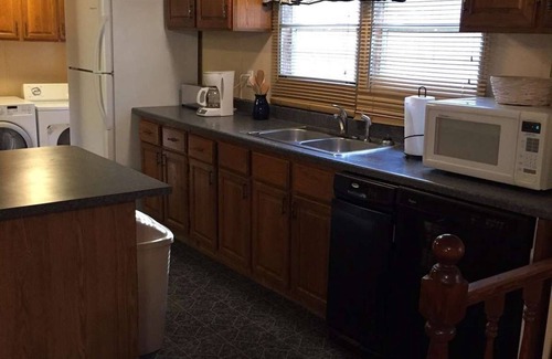 Henlawson House | 3-bedroom 2-bath house in Chapmanville with washer/dryer, Fire pit, Work area