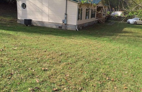 Henlawson House | 3-bedroom 2-bath house in Chapmanville with washer/dryer, Fire pit, Work area