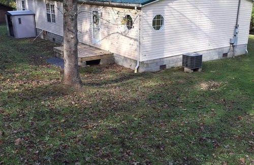 Henlawson House | 3-bedroom 2-bath house in Chapmanville with washer/dryer, Fire pit, Work area