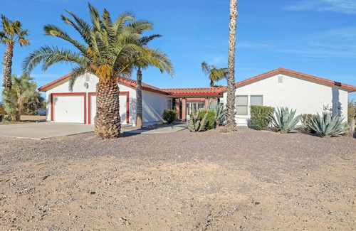 Wickenburg House | 3 Bedroom 2 bath home in Wickenburg AZ with horse facilities and pool.