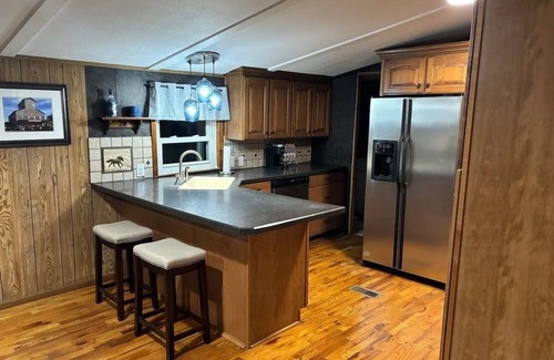 Frankfort House | 3 Bedroom 2 Bath home located on farm land/private but only 2 minutes from town.