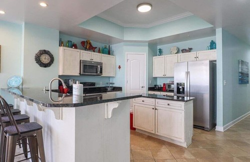 Gulfport Condo | 3 Bedroom/3 Bathroom Ground Level Condo
