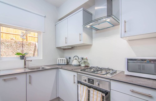 High Wycombe Apartment | ⭐️3 Bedroom/3 En-Suite Apartment in❤️of Wycombe