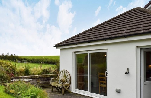 Flookburgh Cottage | 3 bedroom accommodation in Flookburgh, near Grange-over-Sands