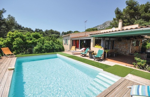 La Valette-du-Var House | 3 bedroom accommodation in La Valette du Var