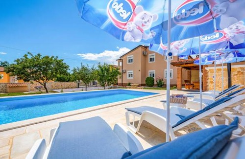 Buici Apartment | 3 bedroom accommodation in Porec