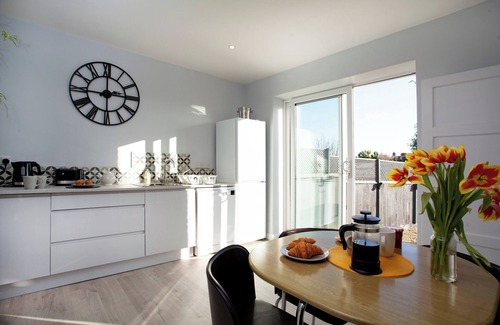 Exmouth Cottage | 3 bedroom accommodation in Exmouth