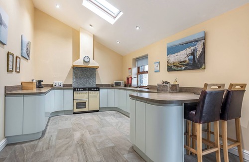 Holyhead Cottage | 3 bedroom accommodation in Penrhos Feilw, near Trearddur Bay