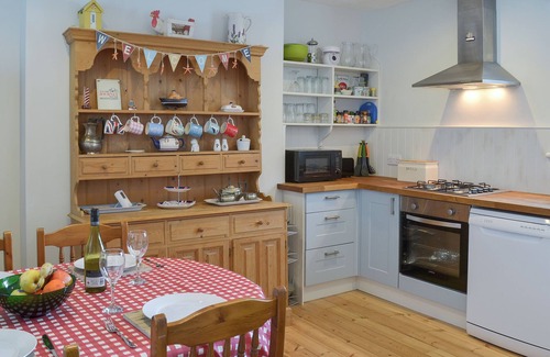 Turnchapel Cottage | 3 bedroom accommodation in Turnchapel, near Plymouth