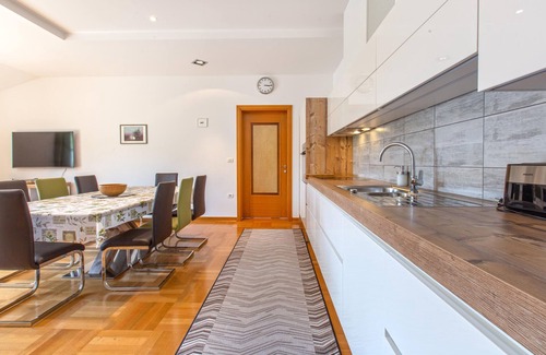 Piran Apartment | 3 bedroom accommodation in Portoroz