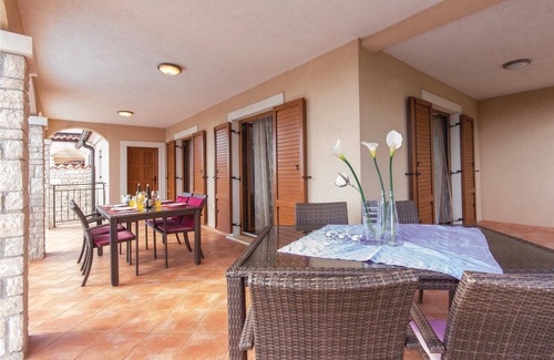Divsici House | 3 bedroom accommodation in Divsici