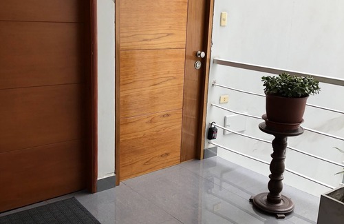 Santiago de Surco Apartment | 3 bedroom Apartment, 24 hr security, with parking, Close to El Polo, Encalada