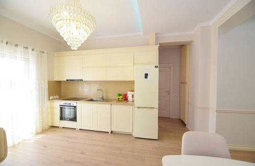 Shkembi i Kavajes Apartment | 3-bedroom apartment in brilliant Durres with AC, WiFi