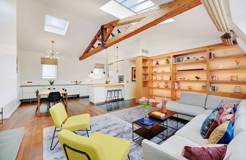 Sorbonne Apartment | 3 BEDROOM APARTMENT IN ST. GERMAIN WITH AIRCON