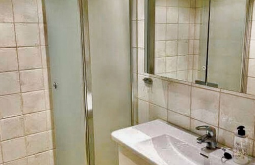 Tromso Apartment | 3-bedroom apartment with free parking in central Tromsø