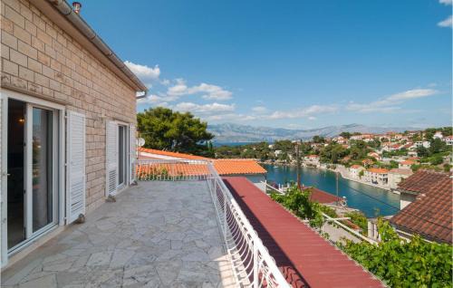 Splitska House | 3 Bedroom Awesome Home In Splitska