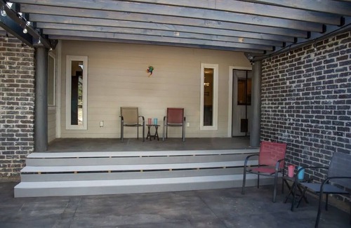 Torrey House | 3 bedroom Beautiful Home minutes from Capitol Reef National Park