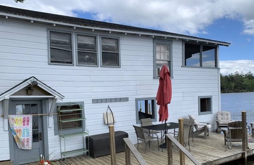 Laconia Cottage | 3 Bedroom Boathouse On Paugus Bay Lake Winnipesaukee