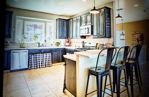 Lake Arrowhead Cabin | 3-bedroom cabin in lovely Lake Arrowhead with AC, fitness room
