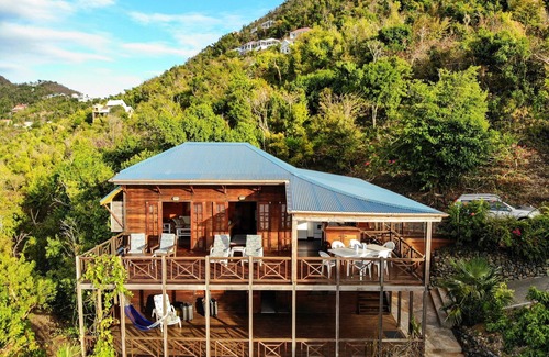 Belmont House | 3 bedroom Caribbean Style Villa - Panoramic view over Smuggler's Cove Beach