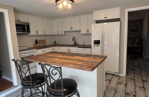 Logansport House | 3 Bedroom Charming Ranch Cottage in Logansport close to walking trail