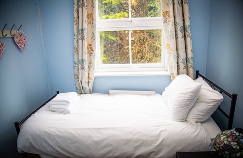 Rochester House | 3 Bedroom Cosy and Spacious House for 6