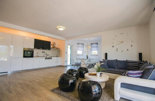 Grubine House | 3 bedroom cozy home in Grubine