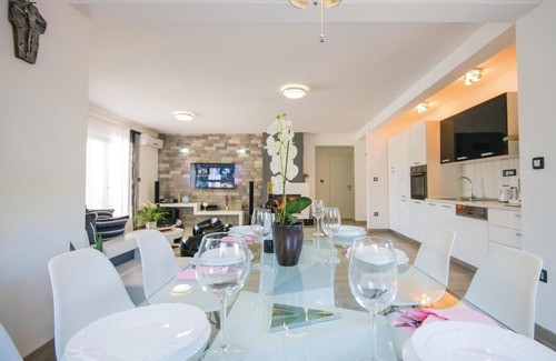 Grubine House | 3 bedroom cozy home in Grubine