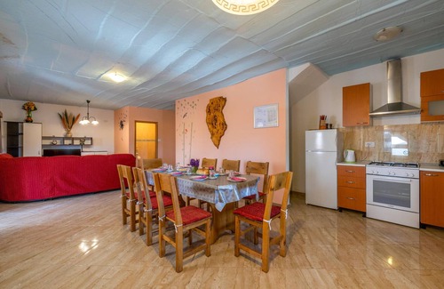 Grzini House | 3 bedroom cozy home in Zminj