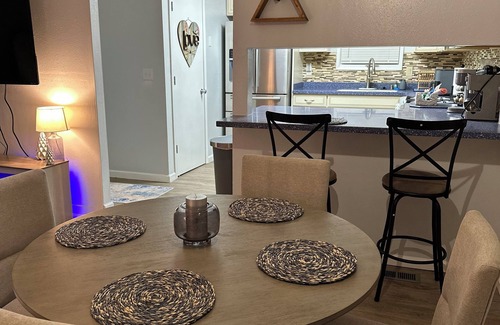 Campbell Park Condo | 3 Bedroom - Creek Access Alaskan Blackstone Retreat