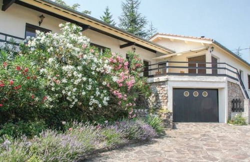 Bedarieux (ornac) House | 3 bedroom accommodation in Lamalou les Bains