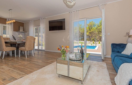 Jadrtovac House | 3 bedroom gorgeous home in Jadrtovac