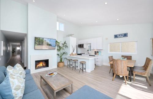 Balboa Peninsula House | 3 Bedroom home on the beach steps from Balboa Pier