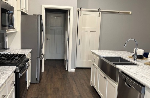 Wheatland House | 3-bedroom house in charming Oklahoma City with WiFi, AC