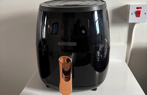 Portmore House | 3-bedroom house in fabulous Portmore with WiFi, AC , water heater, ring camera