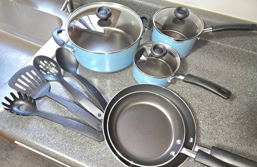 Fox Valley House | 3-bedroom house in lovely Aurora with AC, WiFi. Enjoy your stay