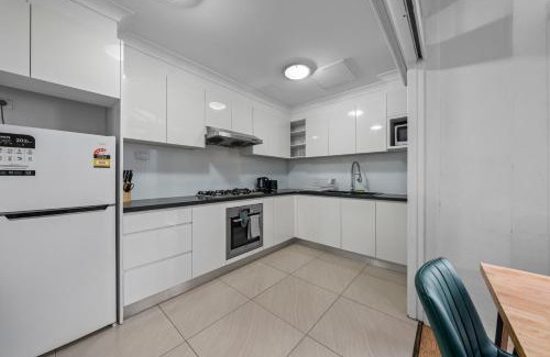 Ultimo Apartment | 3-Bedroom House in Ultimo Good for 10 Guests