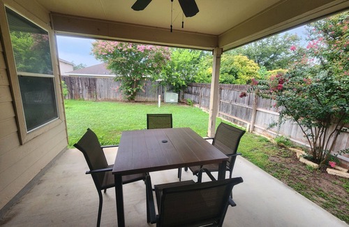 San Antonio House | 3-Bedroom House Near Six Flags and SeaWorld