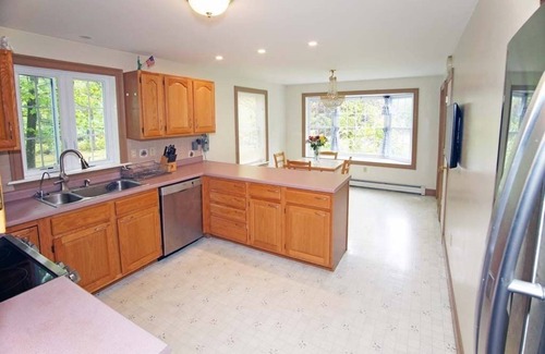 Wells House | 3-bedroom house with AC, WiFi in Wells