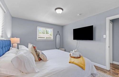 St. Peters House | 3 Bedroom House with Firepit St. Peters, MO