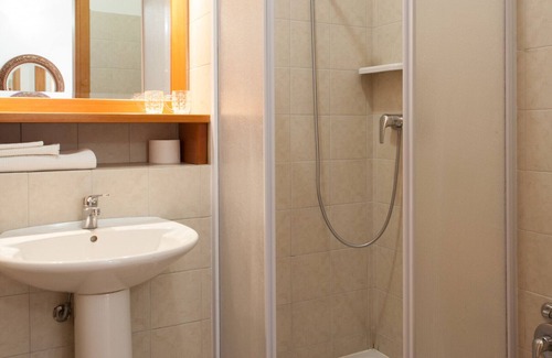 Corigliano D'Otranto Ski Chalet | 3-bedroom flat in typical country house with pool m541