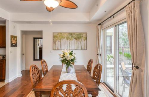 St. Augustine House | 3 Bedroom lagoon front with hard surface floors 5109P3