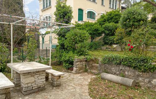 Sodici Apartment | 3 Bedroom Nice Apartment In Rijeka