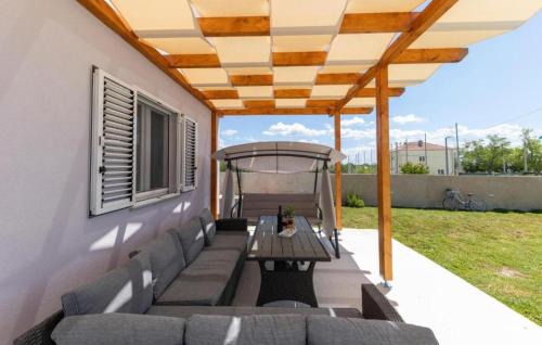 Poljica House | 3 Bedroom Nice Home In Nin