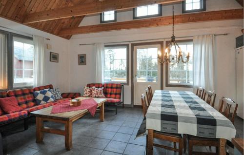 Tived House | 3 Bedroom Pet Friendly Home In Tived