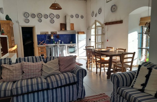 Praiola House | 3 Bedroom Private vacation home in riposto